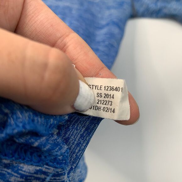 Under Armour T Shirt Mens M Medium Blue Running Reflective Heatgear Loose Fit - Picture 7 of 10